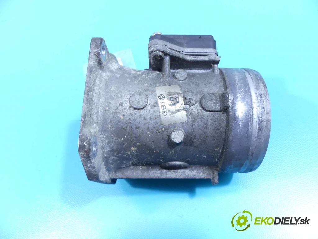 Audi A4 B5 1994-2001 1.8 20v 125 HP manual 92 kW 1781 cm3 4- průtokoměr: 037906461B (Váhy vzduchu)