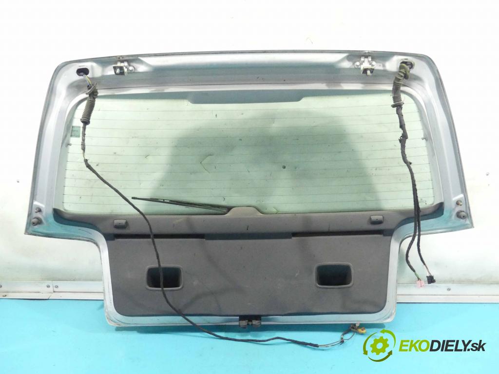 Vw Golf IV 1997-2003 1.4 16v 75 hp manual 55 kW 1390 cm3 5- zadní kufrové dveře  (Zadní kapoty)