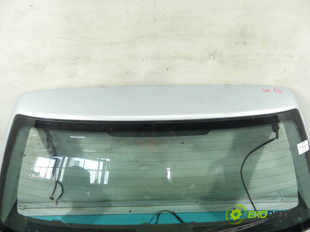 Vw Golf IV 1997-2003 1.4 16v 75 hp manual 55 kW 1390 cm3 5- zadní kufrové dveře  (Zadní kapoty)