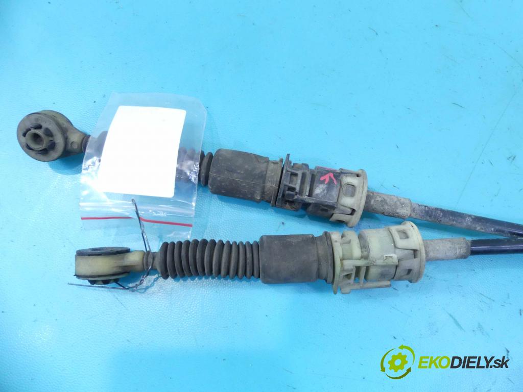 Renault Modus 1.5 dci 86 HP manual 63 kW 1461 cm3 5- Páka: Změny: stupeň,rýchlosť 8200556911 (Rýchlostné páky / kulisy)