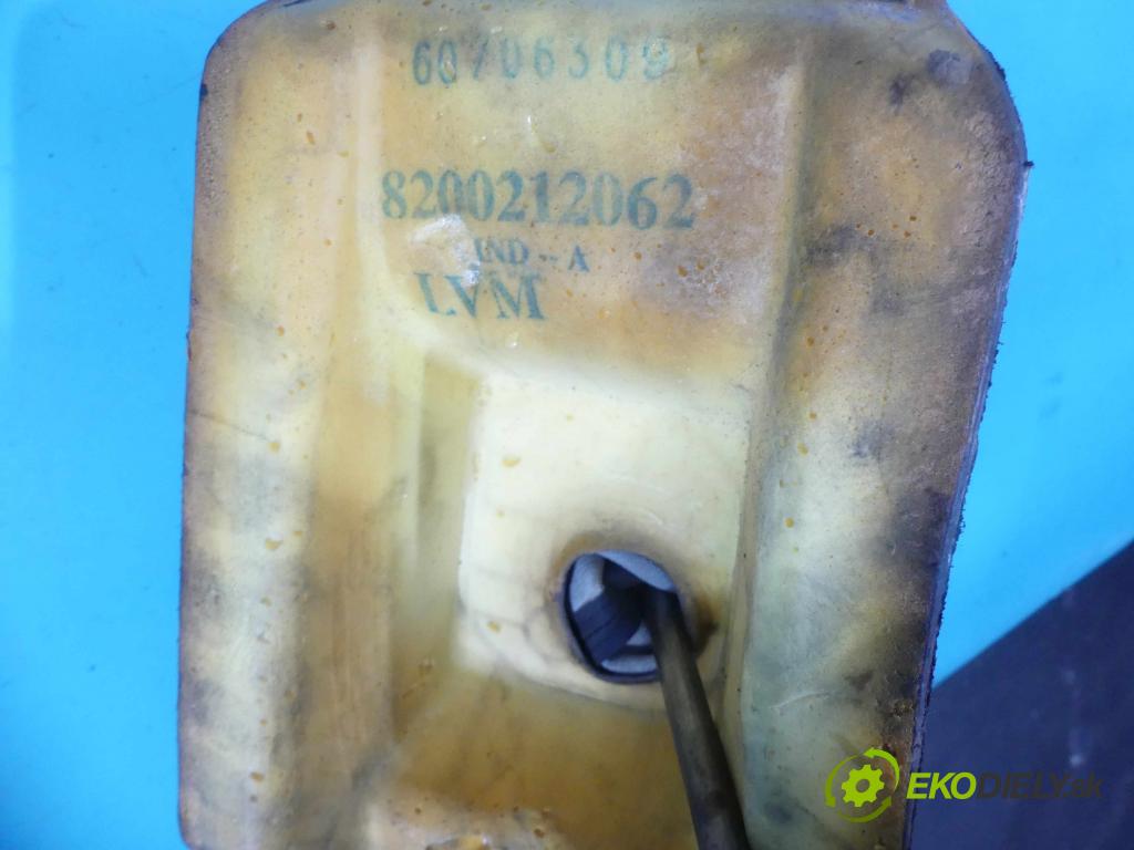 Renault Modus 1.5 dci 86 HP manual 63 kW 1461 cm3 5- Páka: Změny: stupeň,rýchlosť 8200556911 (Rýchlostné páky / kulisy)