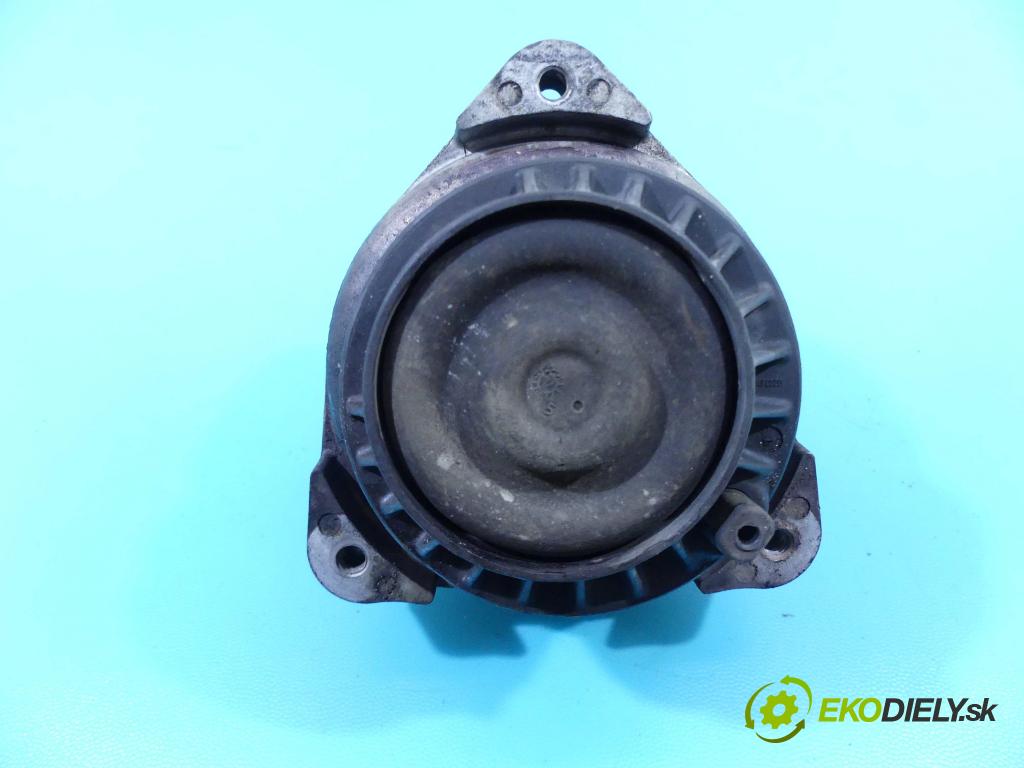 Bmw 5 F10 2010-2017 3.0d 258 HP automatic 190 kW 2993 cm3 4- airbag motora 6777382 (Držiaky motora)