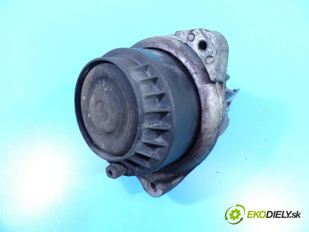 Bmw 5 F10 2010-2017 3.0d 258 HP automatic 190 kW 2993 cm3 4- airbag motora 6777382 (Držiaky motora)