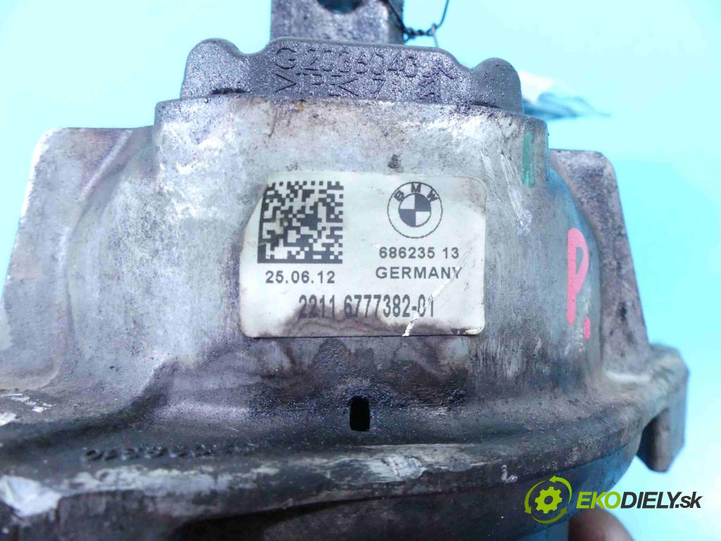 Bmw 5 F10 2010-2017 3.0d 258 HP automatic 190 kW 2993 cm3 4- airbag motora 6777382 (Držiaky motora)