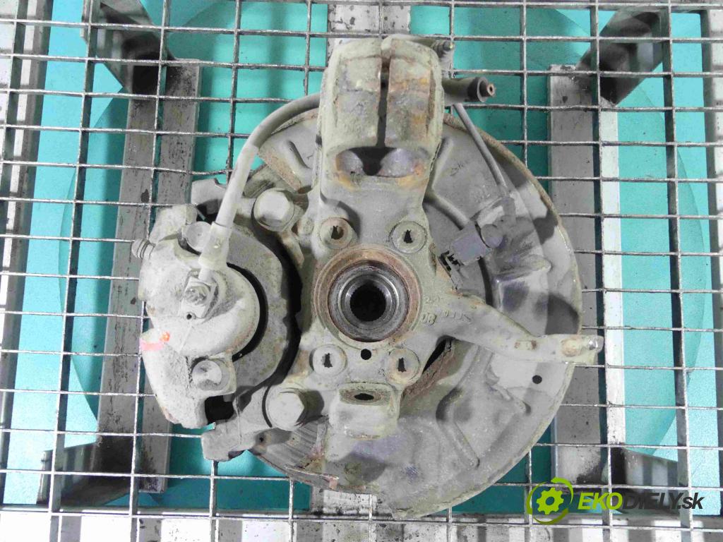 Audi A3 8P 2003-2012 2.0 tdi 140 HP manual 103 kW 1968 cm3 3- náboj pravé  (Náboje)