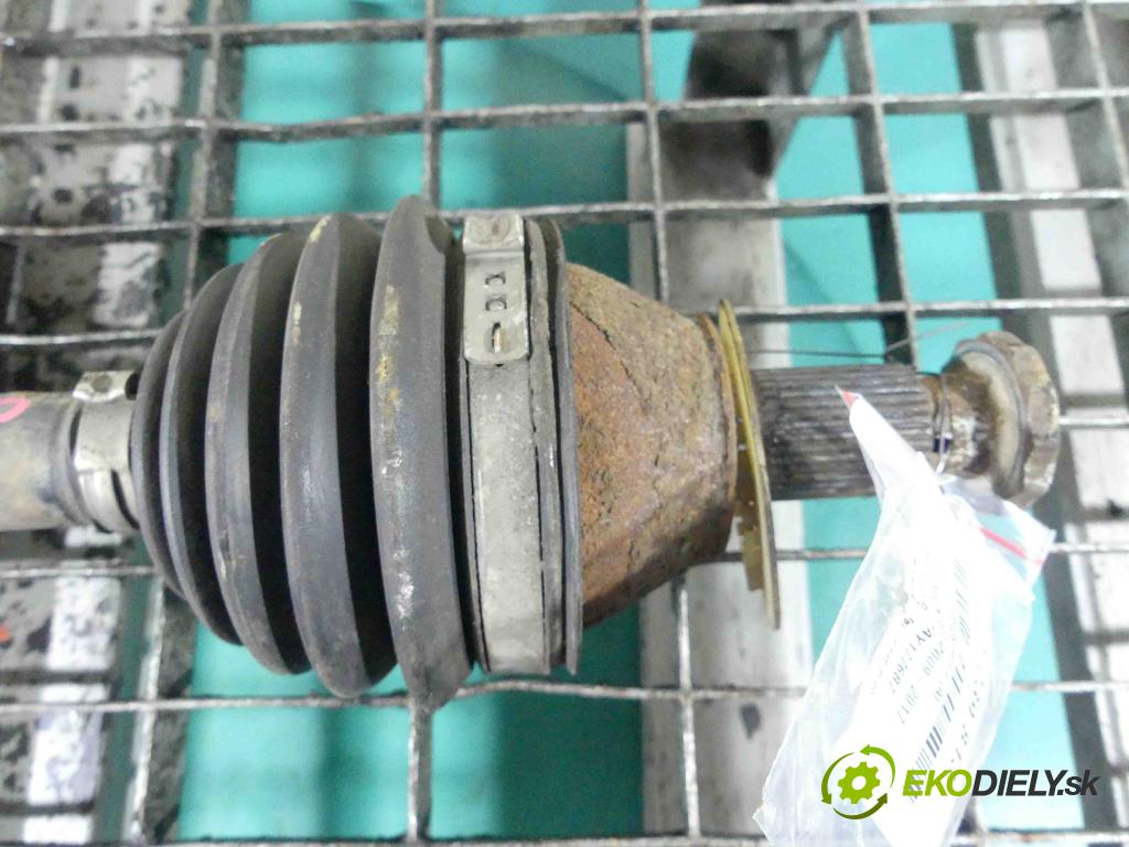 Vw Polo V 6R 2009-2017 1.2 69KM manual 51 kW 1198 cm3 5- poloos ľavé 6R0407701 (Poloosy)