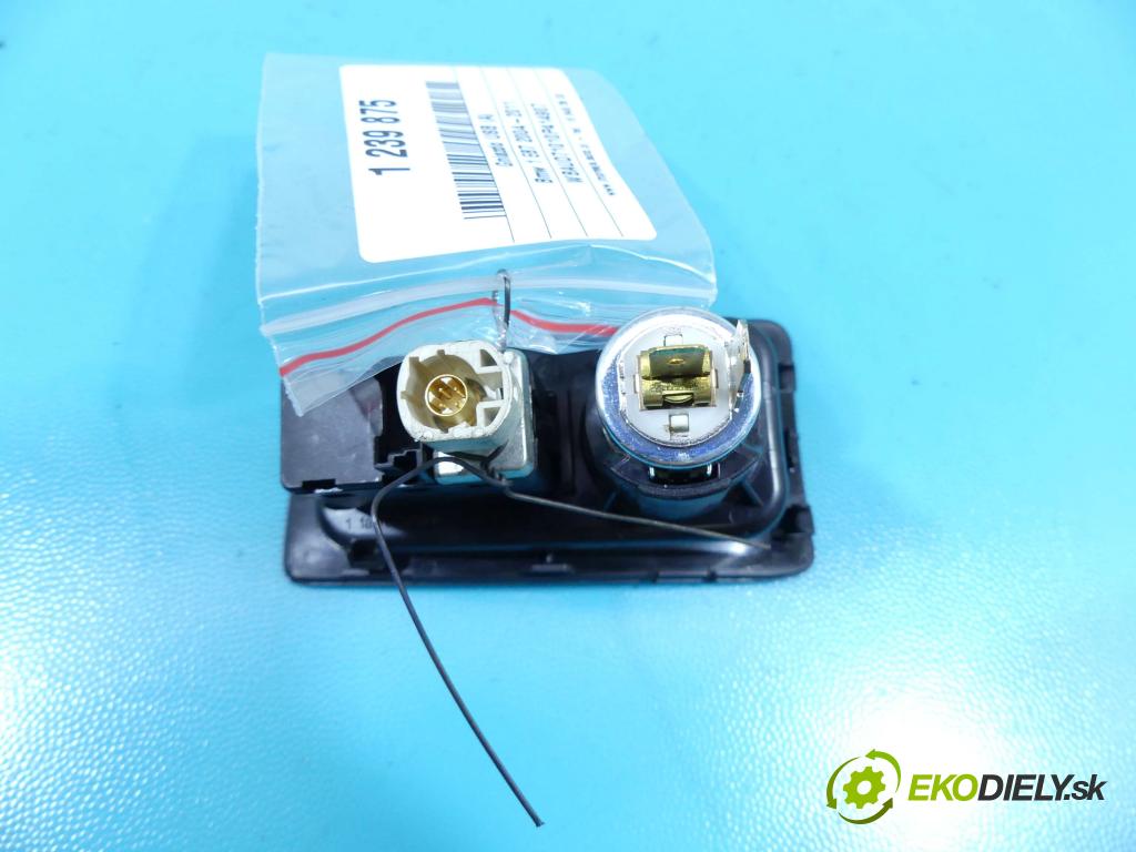 Bmw 1 E87 2004-2011 2.0d 143 HP manual 105 kW 1995 cm3 5- zásuvka USB 9129651