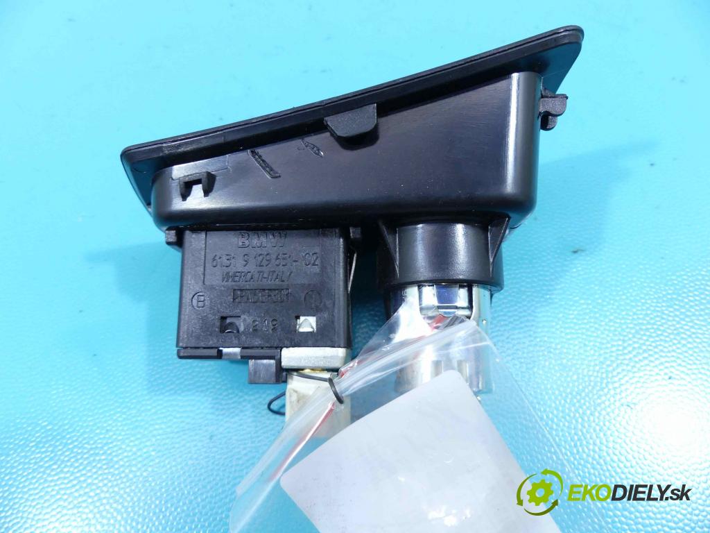 Bmw 1 E87 2004-2011 2.0d 143 HP manual 105 kW 1995 cm3 5- zásuvka USB 9129651