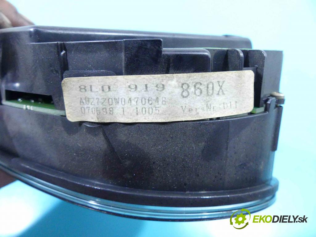 Audi A3 8L 1996-2003 1.9 tdi 110 HP manual 81 kW 1896 cm3 3- prístrojovka/ budíky 8L0919860X (Prístrojové dosky, displeje)