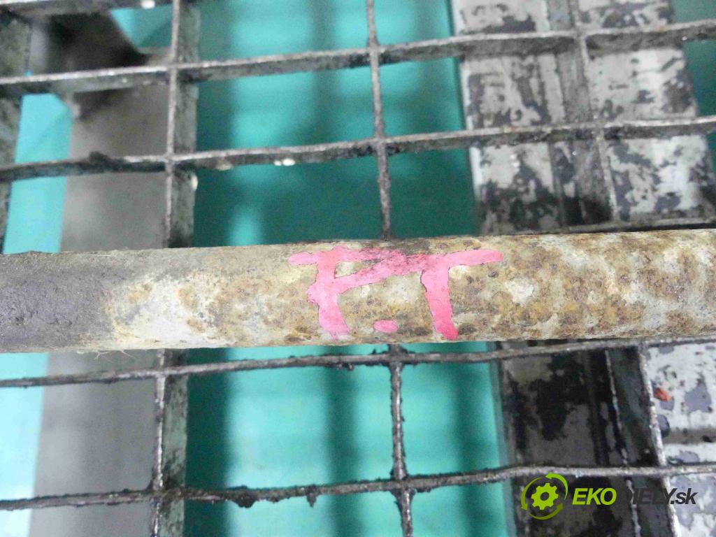 Honda CR-V I 1995-2001 2.0 16v 147 HP manual 108 kW 1973 cm3 5- poloos pravé (Poloosy)