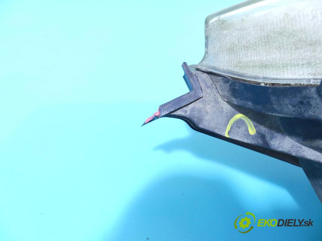 Honda CR-V I 1995-2001 2.0 16v 147 HP manual 108 kW 1973 cm3 5- Reflektor: pravý  (Pravé)