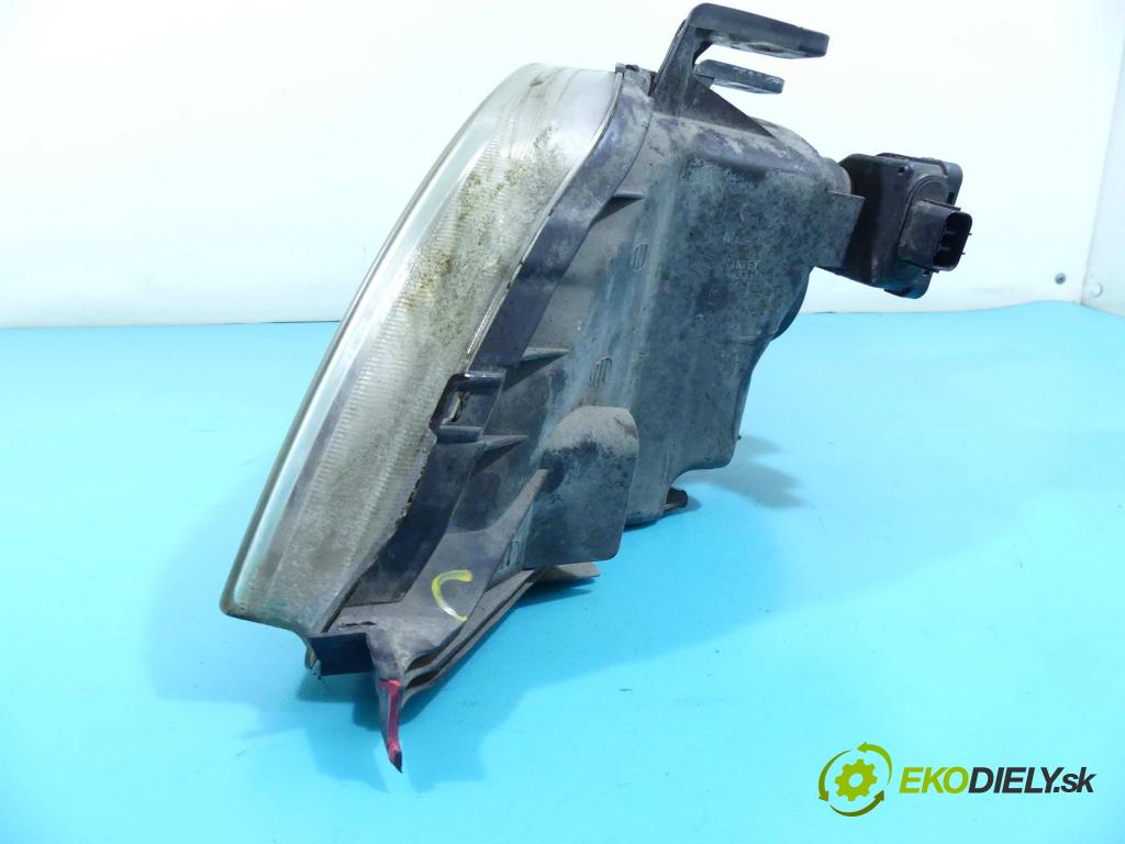 Honda CR-V I 1995-2001 2.0 16v 147 HP manual 108 kW 1973 cm3 5- Reflektor: pravý  (Pravé)