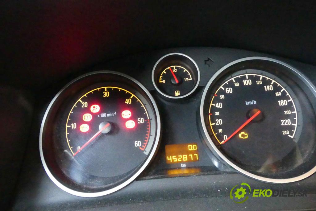 Opel Zafira B 2005-2014 1.9 cdti 101 HP manual 74 kW 1910 cm3 5- prístrojovka/ budíky 13230576 (Prístrojové dosky, displeje)