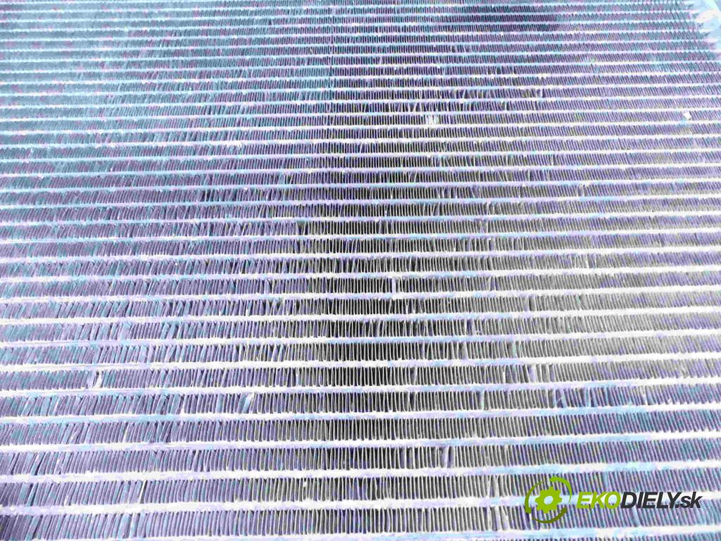 Seat Ibiza III 6L 2002-2008 1.2 12v 64 HP manual 47 kW 1198 cm3 3- chladič klimatizácie  (Chladiče klimatizácie)