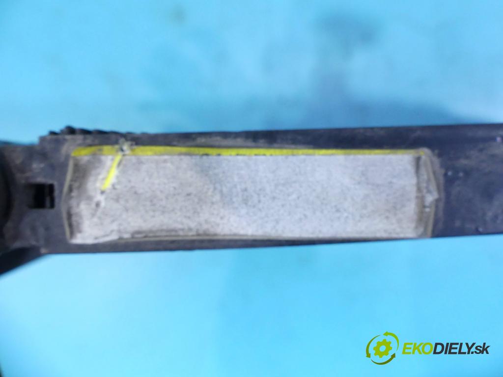 Seat Ibiza III 6L 2002-2008 1.2 12v 64 HP manual 47 kW 1198 cm3 3- chladič klimatizácie  (Chladiče klimatizácie)