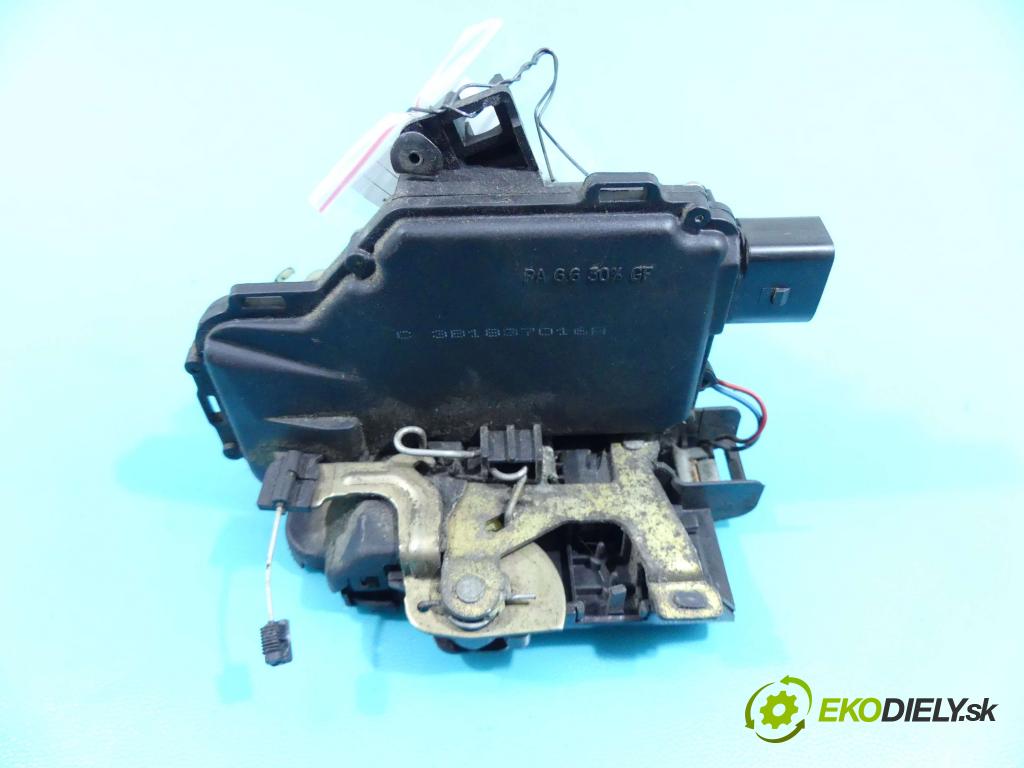 Vw New Beetle 1998-2010 1.9 TDI 90 hp manual 66 kW 1896 cm3 3- zámek přední pravý