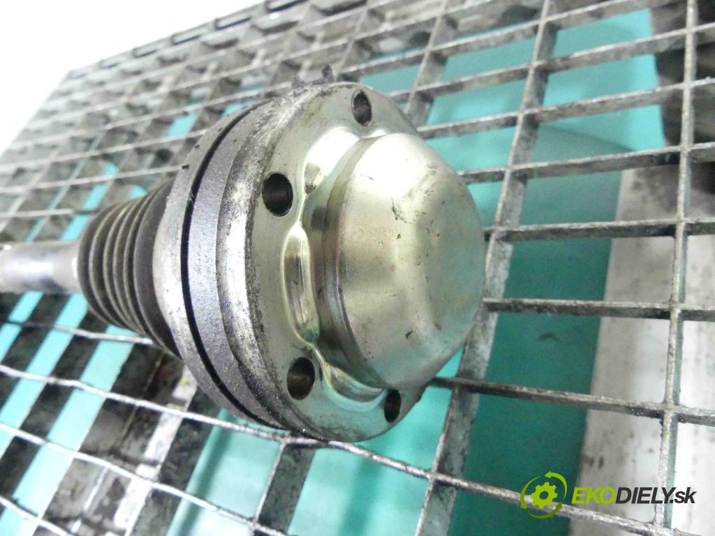 Audi A3 8P 2003-2012 2.0 tdi 140 HP manual 103 kW 1968 cm3 3- poloos ľavé  (Poloosy)