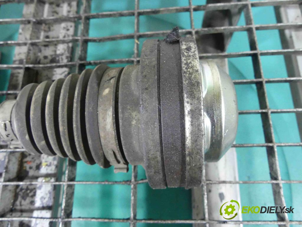 Audi A3 8P 2003-2012 2.0 tdi 140 HP manual 103 kW 1968 cm3 3- poloos ľavé  (Poloosy)