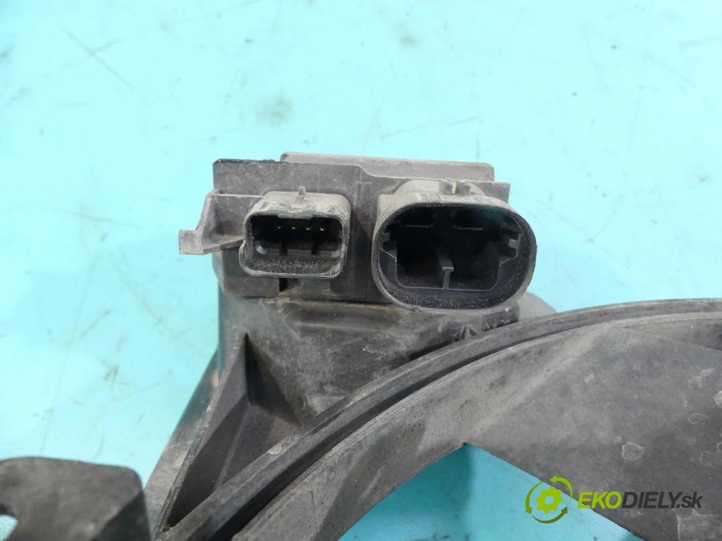Peugeot 301 1.6 16V 116 HP manual 85 kW 1587 cm3 4- Ventilátor chladiča M143131