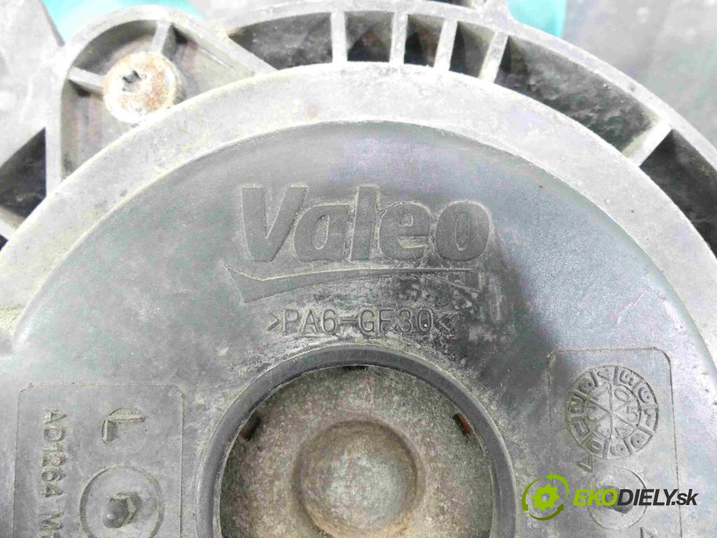 Peugeot 301 1.6 16V 116 HP manual 85 kW 1587 cm3 4- Ventilátor chladiča M143131