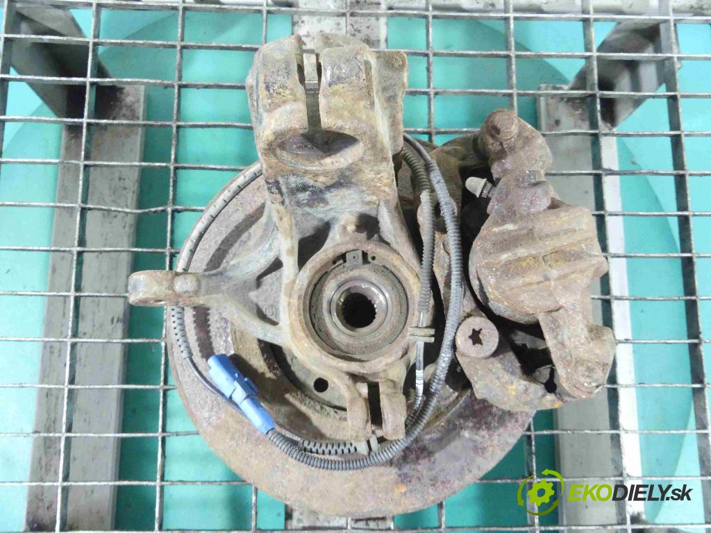 Peugeot 301 1.6 16V 116 HP manual 85 kW 1587 cm3 4- náboj ľavé  (Náboje)