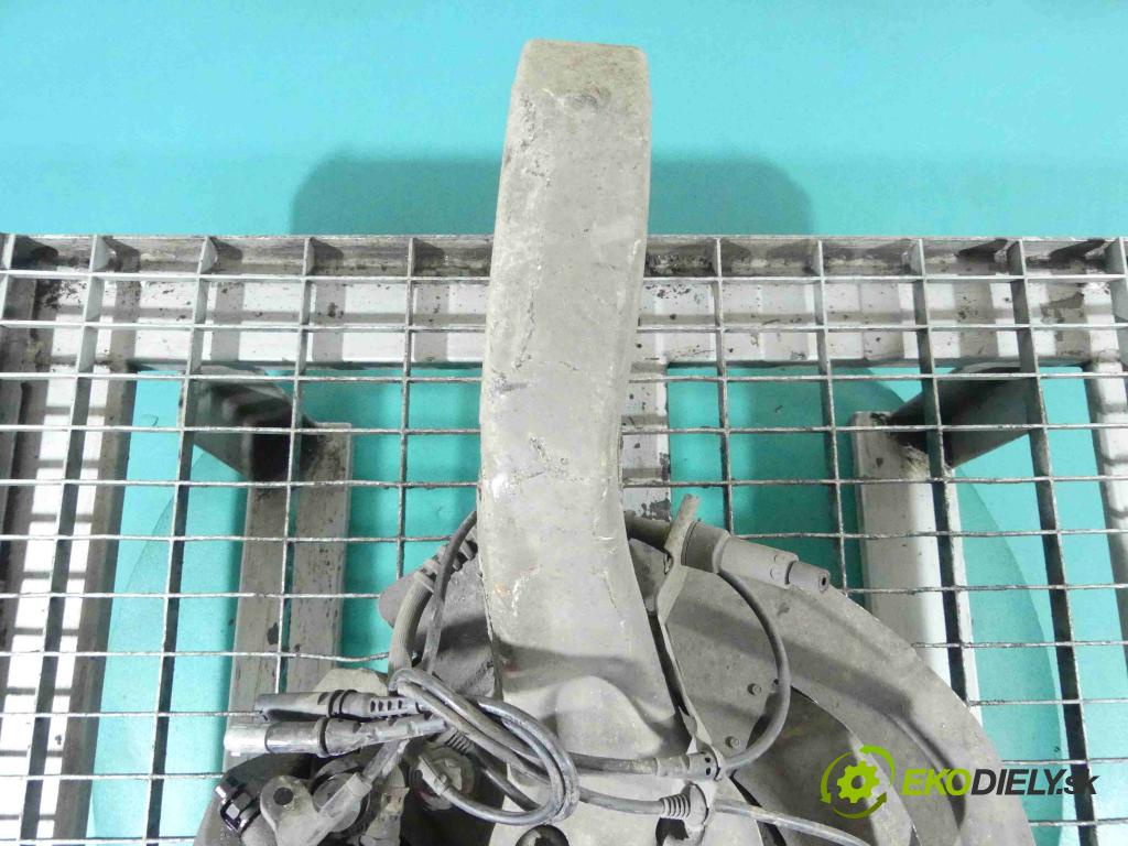 Bmw X5 E70 2006-2013 3.0d 245KM automatic 180 kW 2993 cm3 5- náboj ľavé  (Náboje)