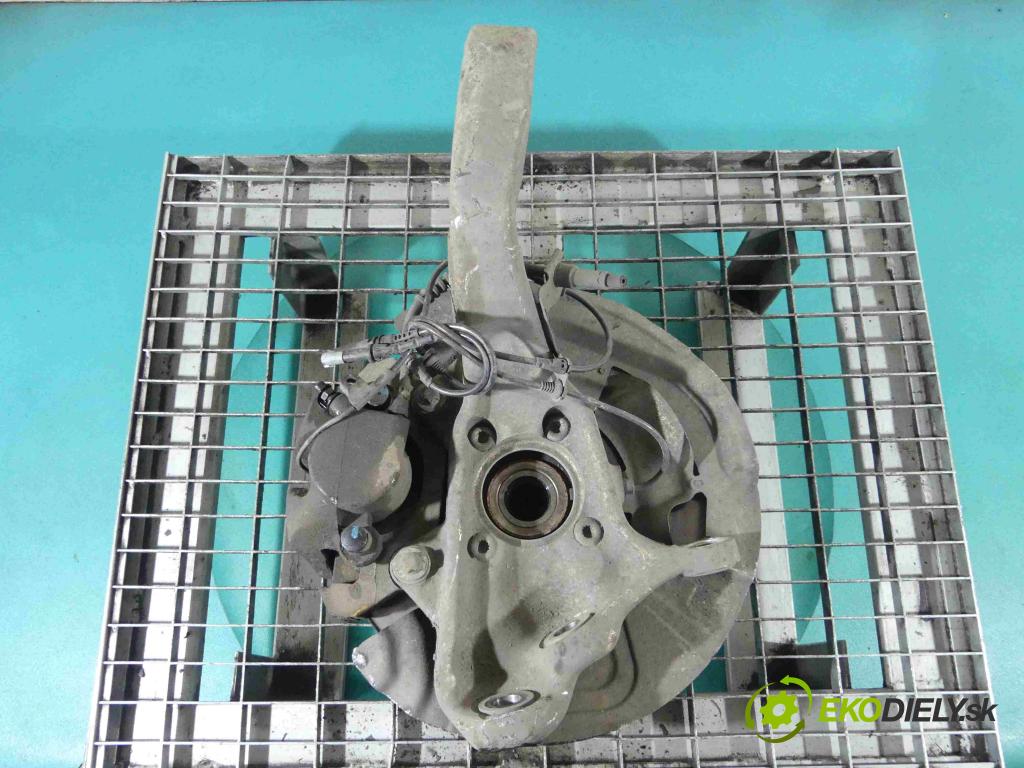 Bmw X5 E70 2006-2013 3.0d 245KM automatic 180 kW 2993 cm3 5- náboj ľavé  (Náboje)