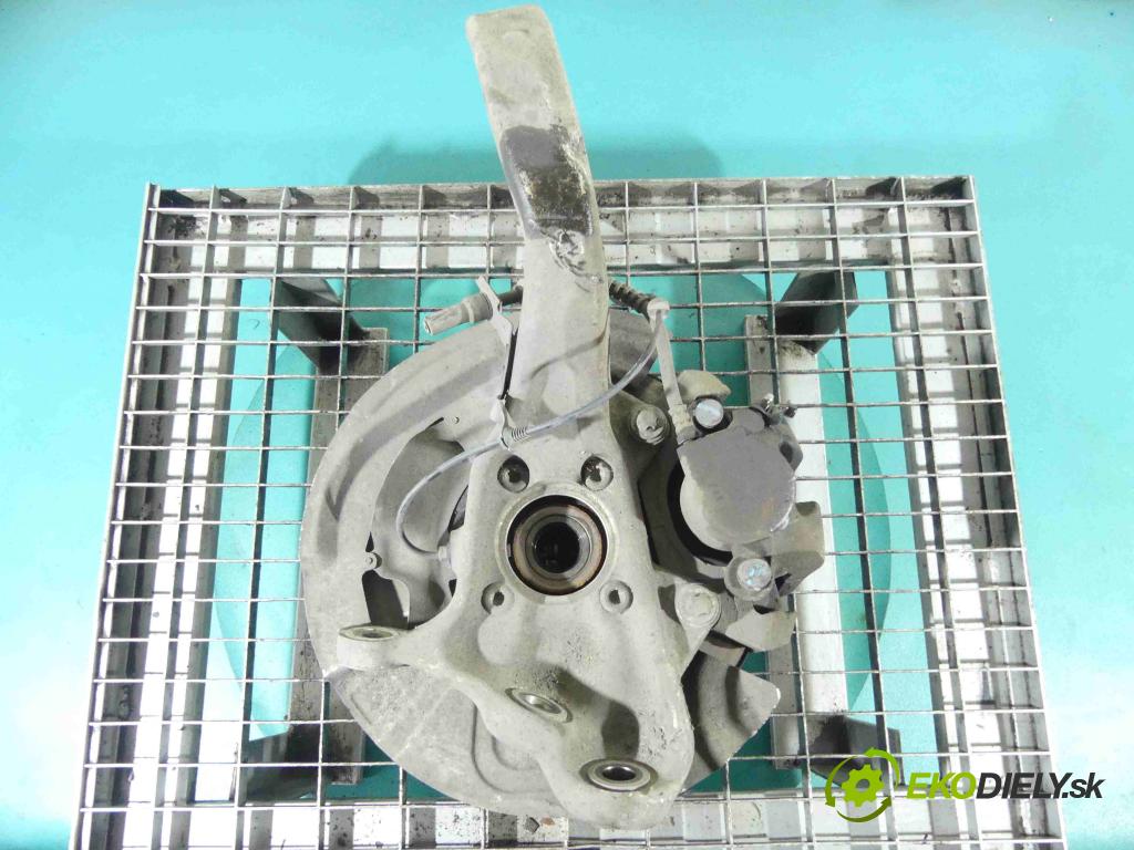 Bmw X5 E70 2006-2013 3.0d 245KM automatic 180 kW 2993 cm3 5- náboj pravé  (Náboje)