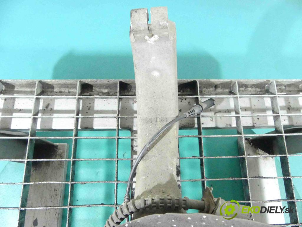 Bmw X5 E70 2006-2013 3.0d 245KM automatic 180 kW 2993 cm3 5- náboj pravé  (Náboje)