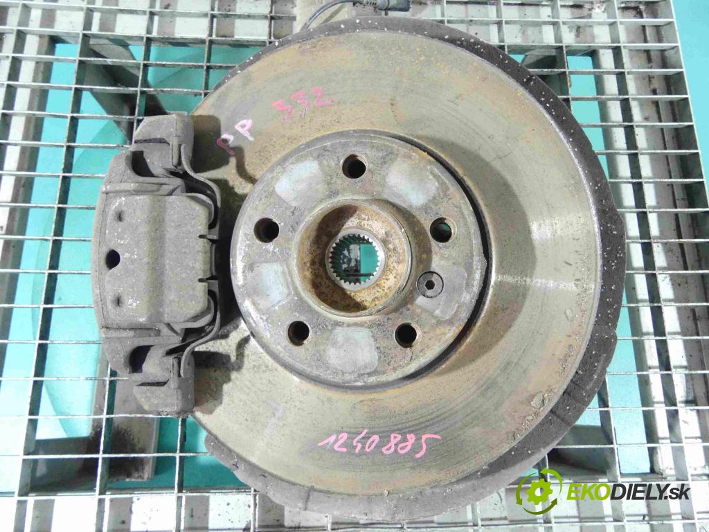 Bmw X5 E70 2006-2013 3.0d 245KM automatic 180 kW 2993 cm3 5- náboj pravé  (Náboje)