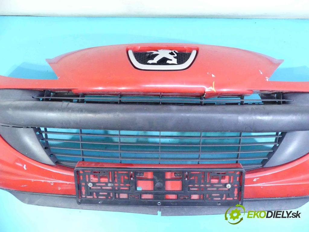 Peugeot 206 1.1b 60 hp manual 44 kW 1124 cm3 3- nárazník přední
