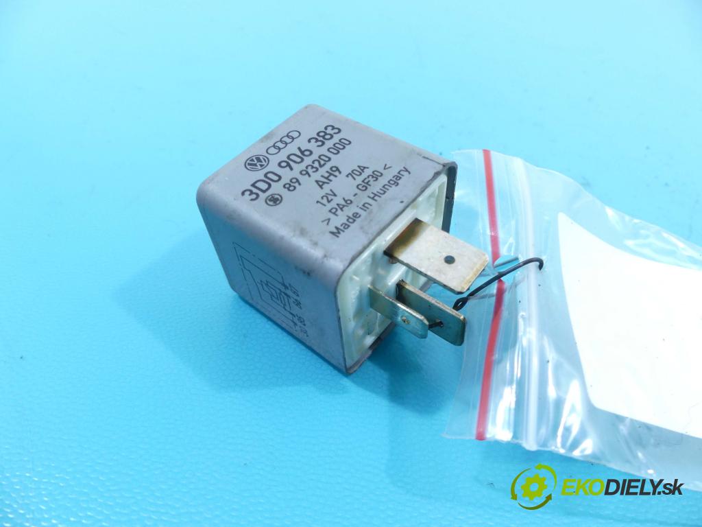 Vw Touareg I 2002-2010 5.0 TDI 313 HP automatic 230 kW 4921 cm3 5- Relé: 3D0906383 (Relé)