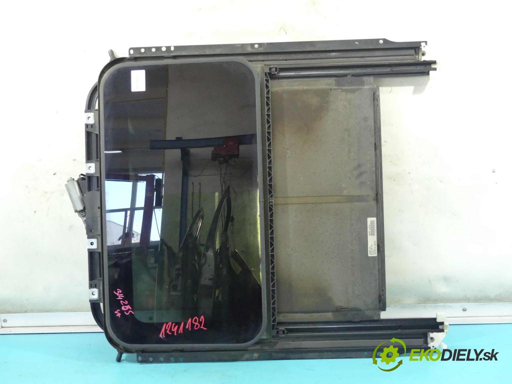 Vw Touareg I 2002-2010 5.0 TDI 313 hp automatic 230 kW 4921 cm3 5- Střešní okno: 1K0959591 (Okna karoserie)