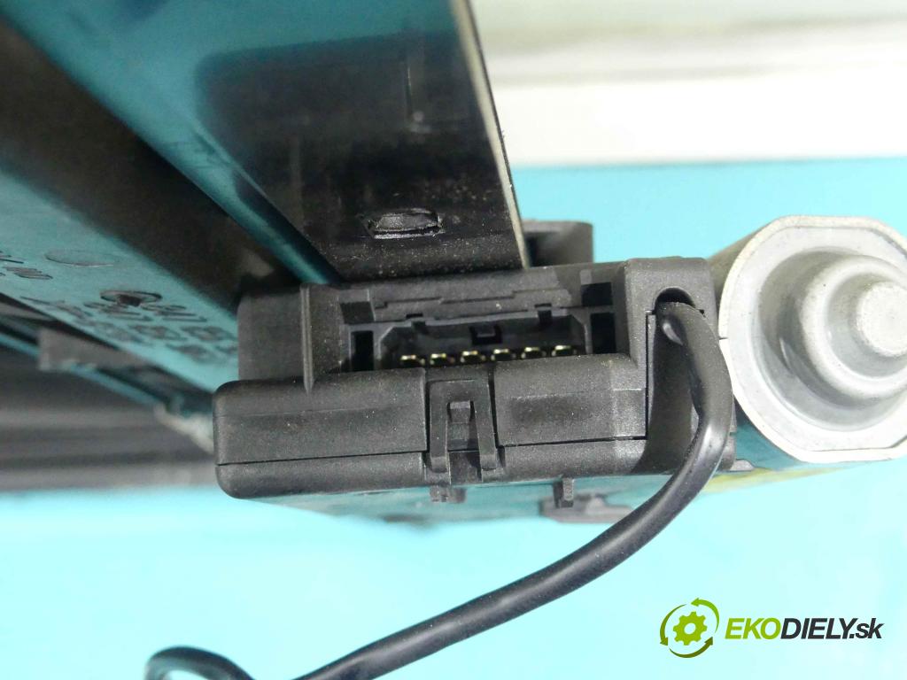 Vw Touareg I 2002-2010 5.0 TDI 313 hp automatic 230 kW 4921 cm3 5- Střešní okno: 1K0959591 (Okna karoserie)