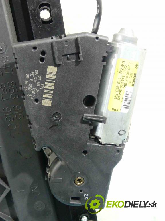 Vw Touareg I 2002-2010 5.0 TDI 313 hp automatic 230 kW 4921 cm3 5- Střešní okno: 1K0959591 (Okna karoserie)