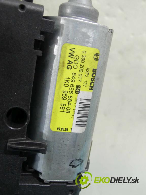 Vw Touareg I 2002-2010 5.0 TDI 313 hp automatic 230 kW 4921 cm3 5- Střešní okno: 1K0959591 (Okna karoserie)