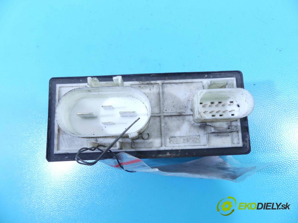 Audi A3 8L 1996-2003 1.9 TDI 110 HP manual 81 kW 1896 cm3 3- Relé: 1J0919506H (Relé)