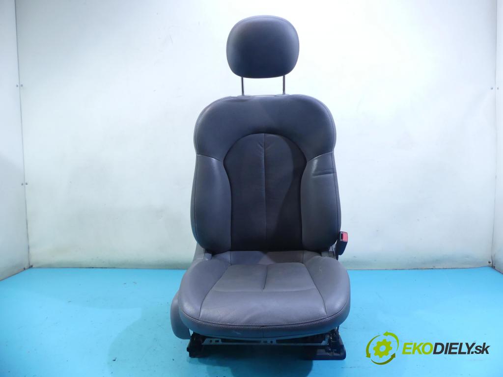 Mercedes CLK II C209 2002-2009 2,2.0 cdi 150 HP automatic 110 kW 2148 cm3 2- Sedačka pravý  (Sedačky, sedadlá)