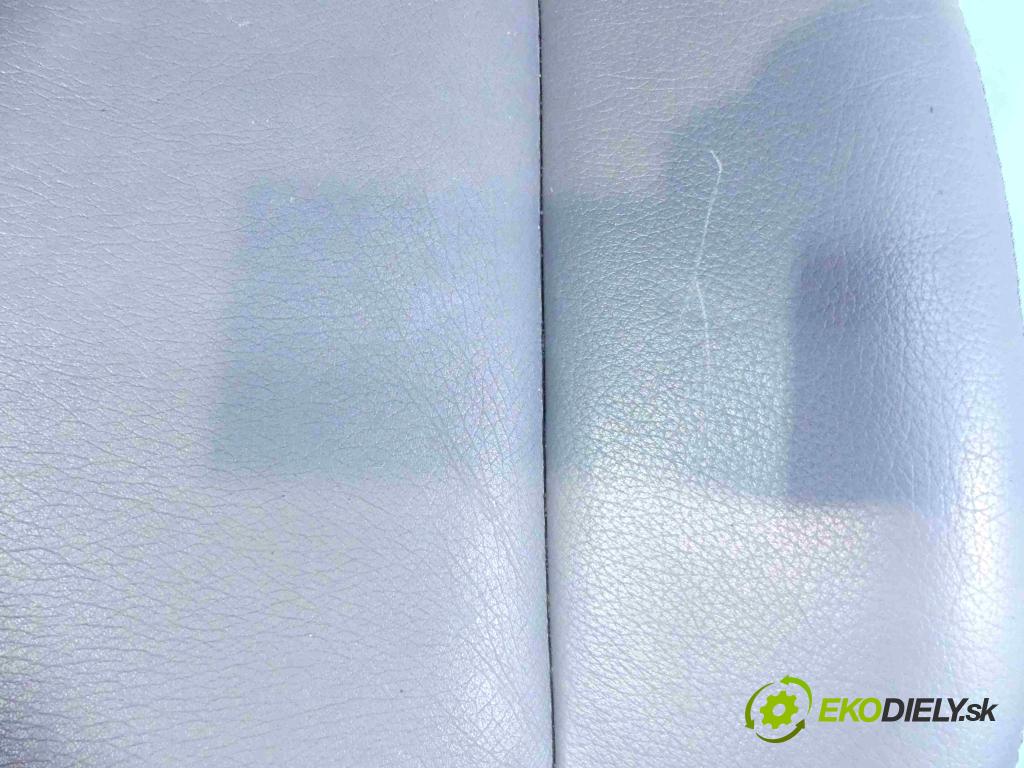 Mercedes CLK II C209 2002-2009 2,2.0 cdi 150 HP automatic 110 kW 2148 cm3 2- Sedačka pravý (Sedačky, sedadlá)