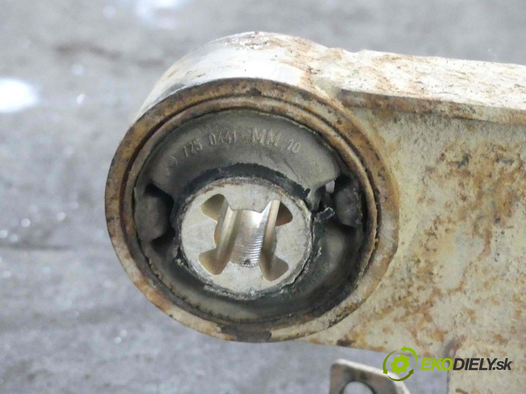 Peugeot Expert II 2006-2016 2.0 hdi 120 hp manual 88 kW 1997 cm3 5- zadní výztuha