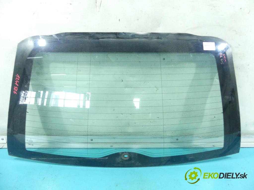 Mercedes C W203 2000-2007 2.0 kompresor 163 hp manual 120 kW 1998 cm3 5- sklo zadní  (Okna zadní)