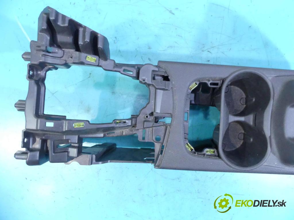 Ford Focus Mk3 2010-2018 2.0 TDCI 140 HP manual 103 kW 1997 cm3 5- operadlo  (Lakťové opierky)