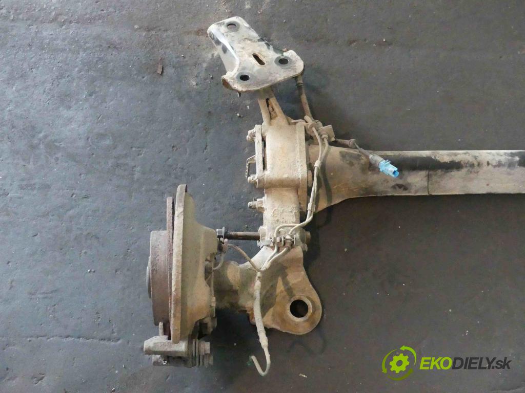 Citroen C3 I 2002-2009 1.4 hdi 90 hp manual 66 kW 1398 cm3 5- zadní výztuha