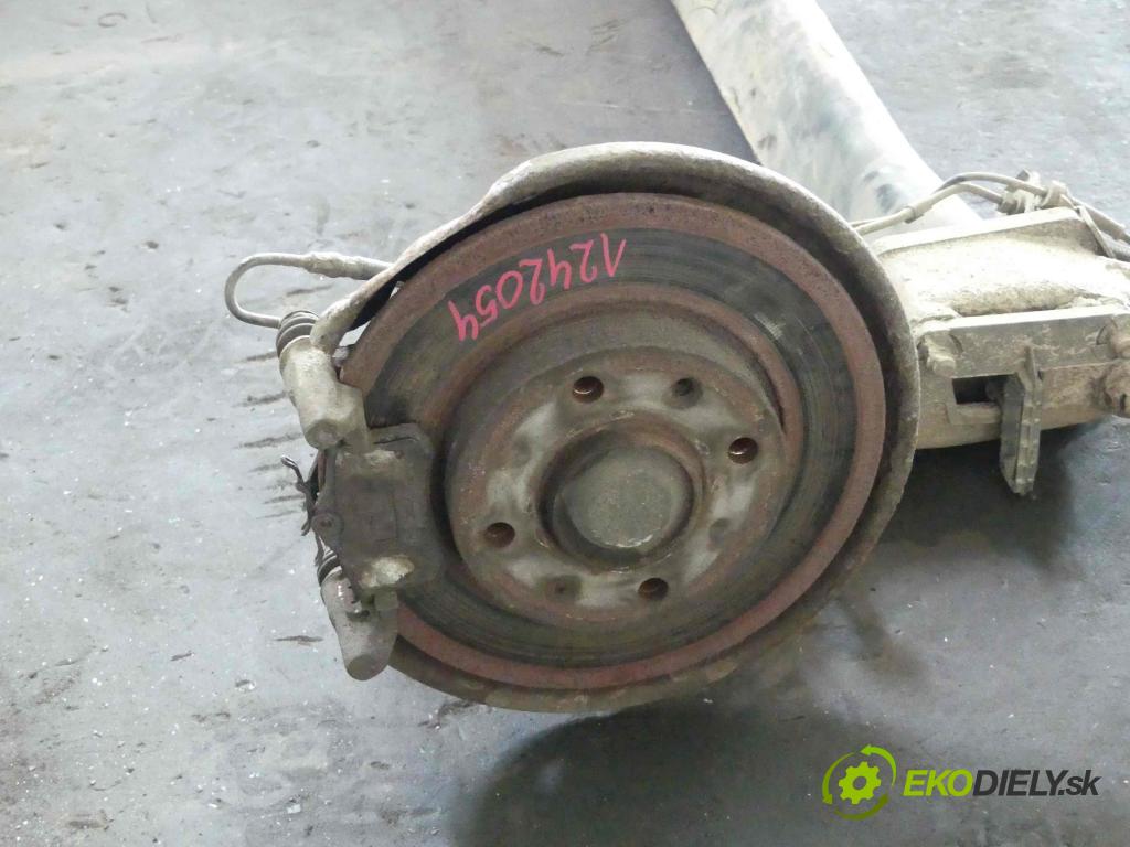 Citroen C3 I 2002-2009 1.4 hdi 90 hp manual 66 kW 1398 cm3 5- zadní výztuha