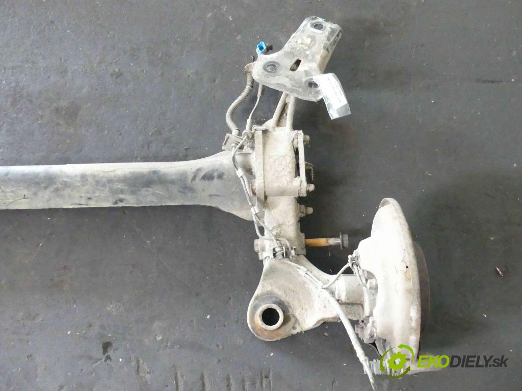 Citroen C3 I 2002-2009 1.4 hdi 90 hp manual 66 kW 1398 cm3 5- zadní výztuha