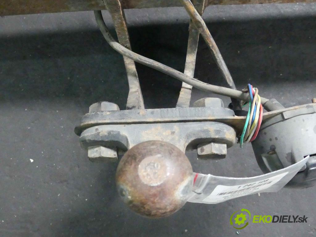 Opel Vectra C 2002-2008 2.0 dti 101 hp manual 74 kW 1995 cm3 4- oko tažné