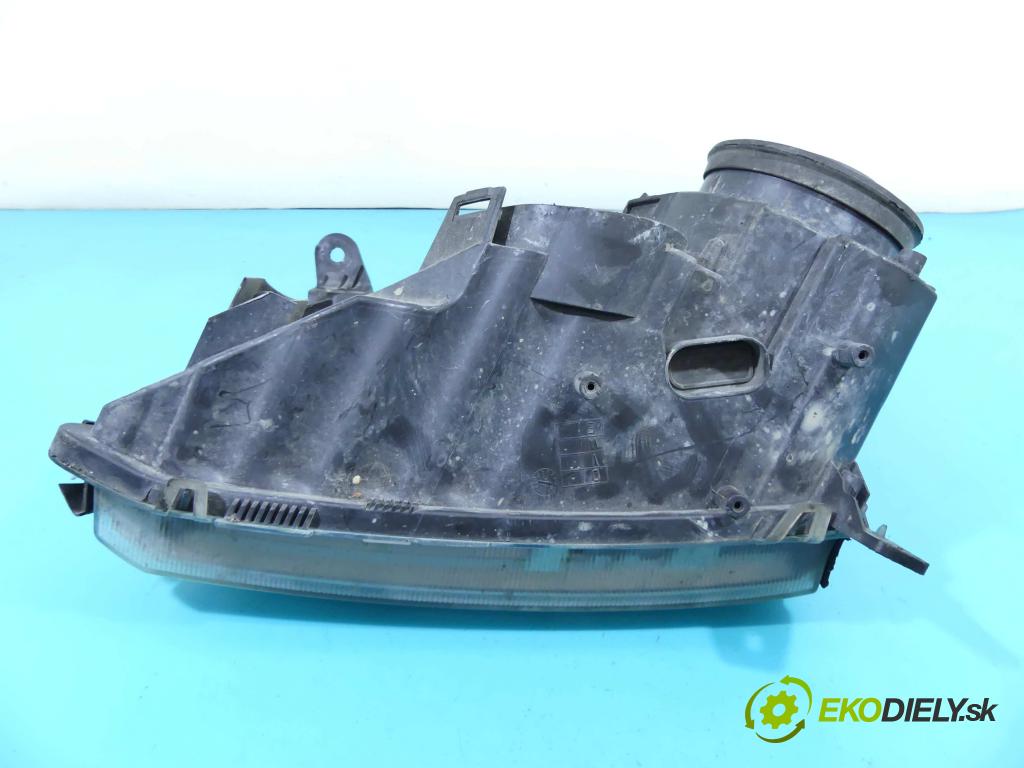 Opel Vectra C 2002-2008 2.0 dti 101 HP manual 74 kW 1995 cm3 4- Reflektor: pravý  (Pravé)