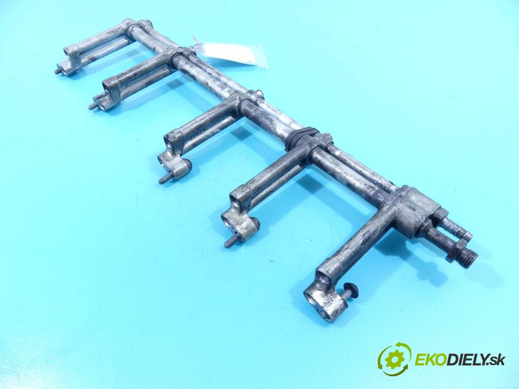 Vw Touareg I 2002-2010 5.0 TDI 313 HP automatic 230 kW 4921 cm3 5- lišta vstrekovacia 07Z133317K (Vstrekovacie lišty)