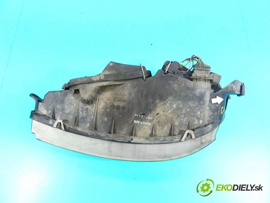 Fiat Punto II 1999-2010 1.2 16v 80 HP manual 59 kW 1242 cm3 3- Reflektor: pravý  (Pravé)