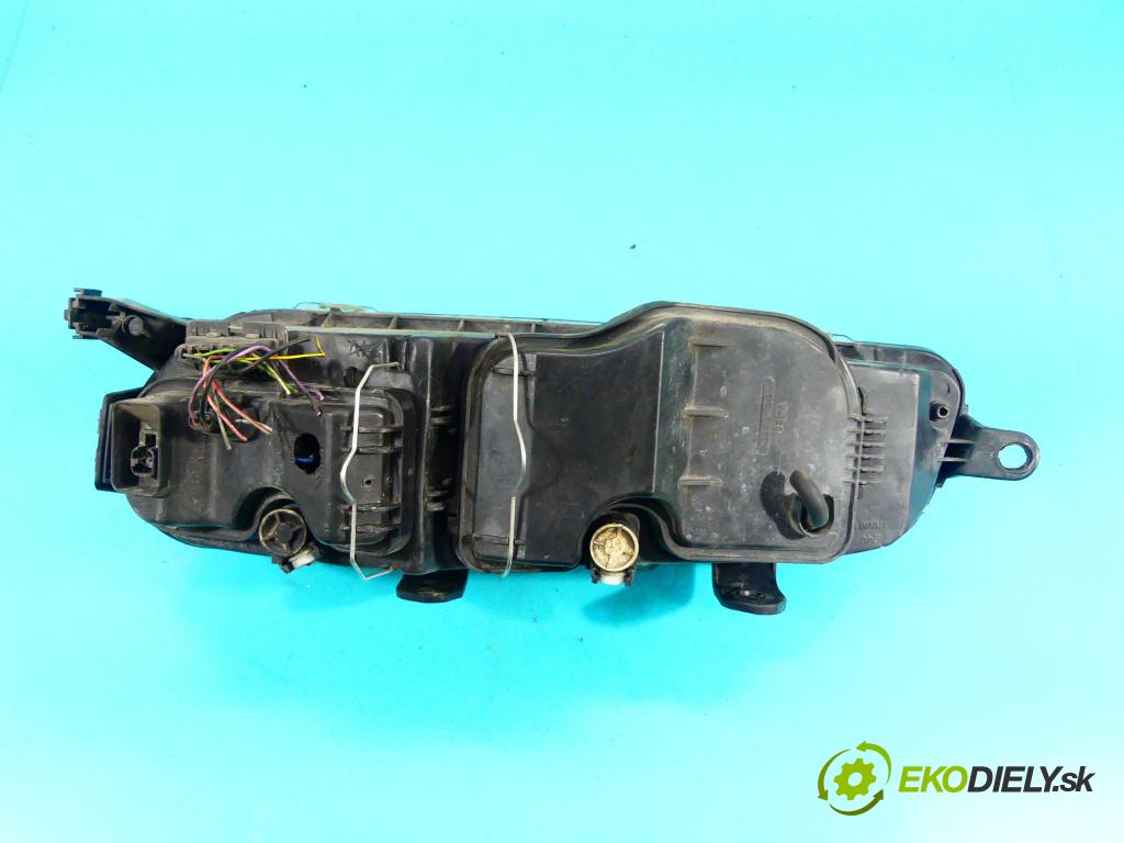 Fiat Punto II 1999-2010 1.2 16v 80 HP manual 59 kW 1242 cm3 3- Reflektor: pravý  (Pravé)